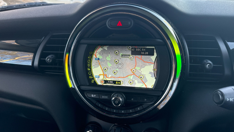 MINI Hatchback 1.5 Cooper Seven 3dr Auto Petrol Hatchback